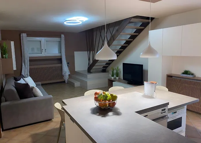 Villa Zarina - Zavillas - Up To 12 People Peschiera del Garda