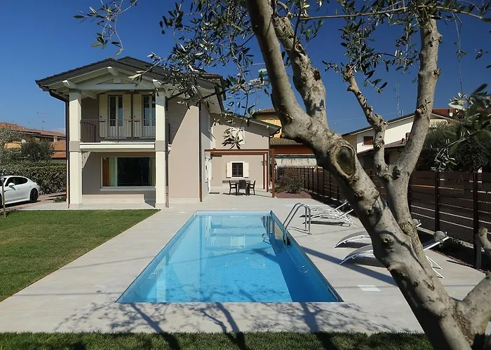 Zarina - Zavillas - Up To 12 People Villa Peschiera del Garda